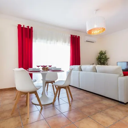 Casa * לאגוּ‏ש